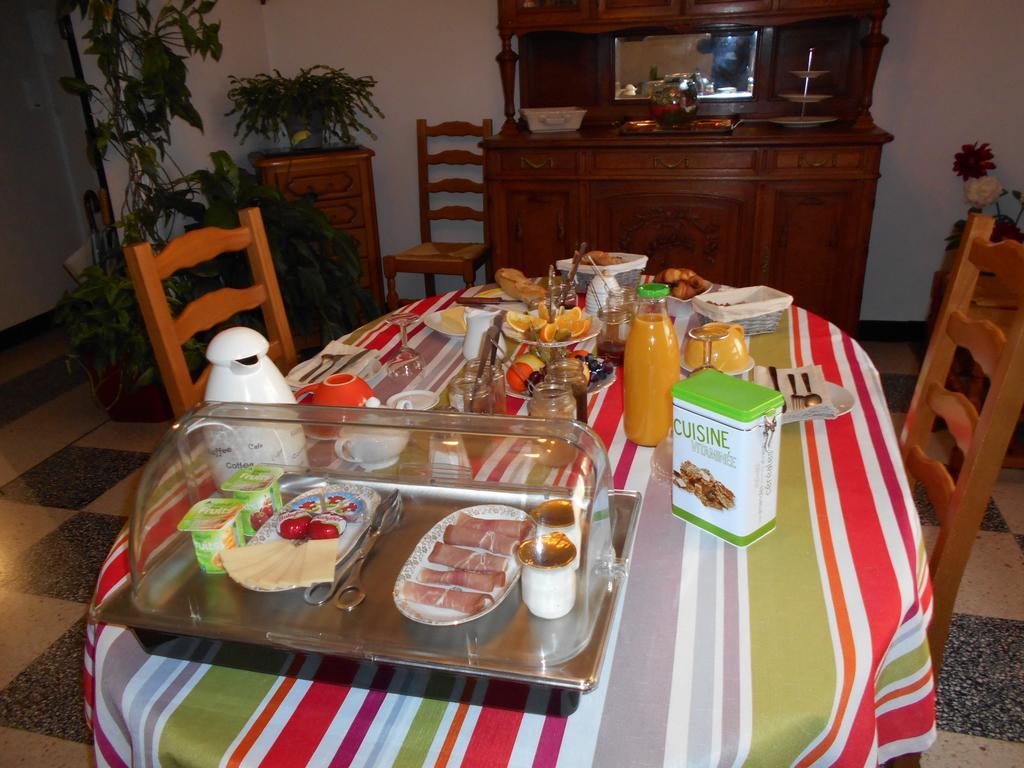 Les Tilleuls B&B Оранж Екстериор снимка